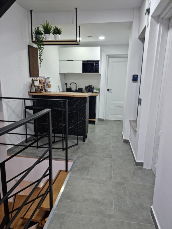 Casa Chiper - Apartament Etaj 1 Brasov Exterior photo